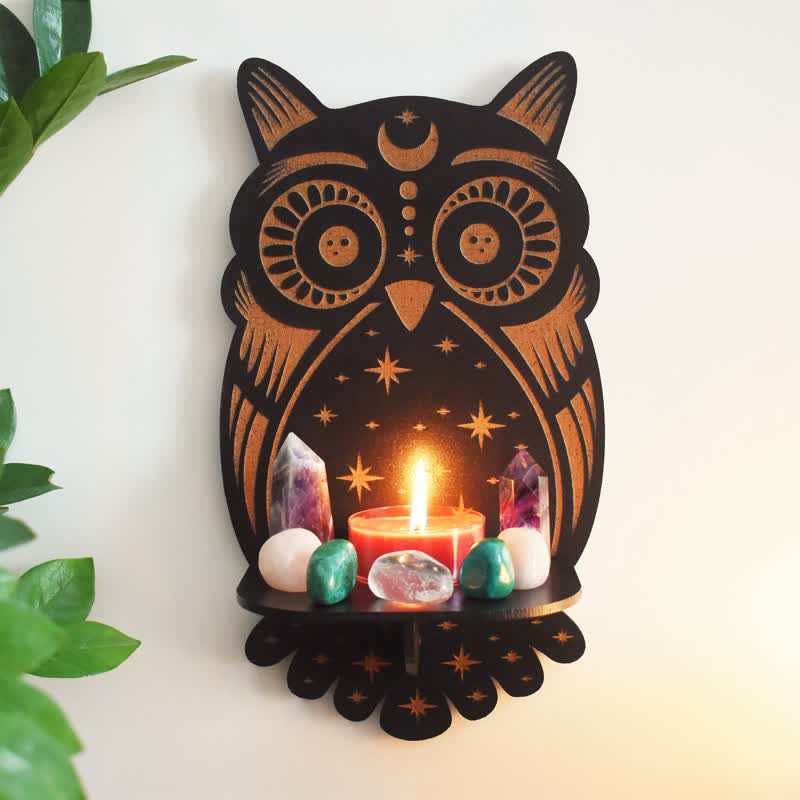 Olivenorma Celestial Owl Altar Kristallregal