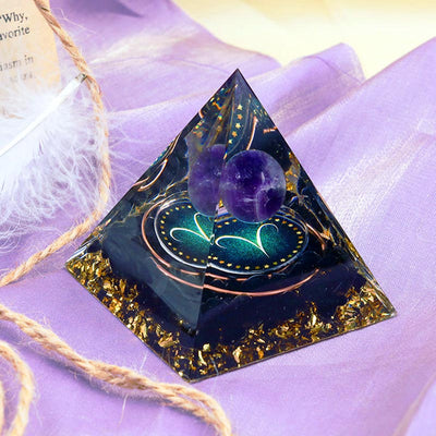 Olivenorma Amethystkugel mit Obsidian-Zodiac-Widder-Orgon-Pyramide 