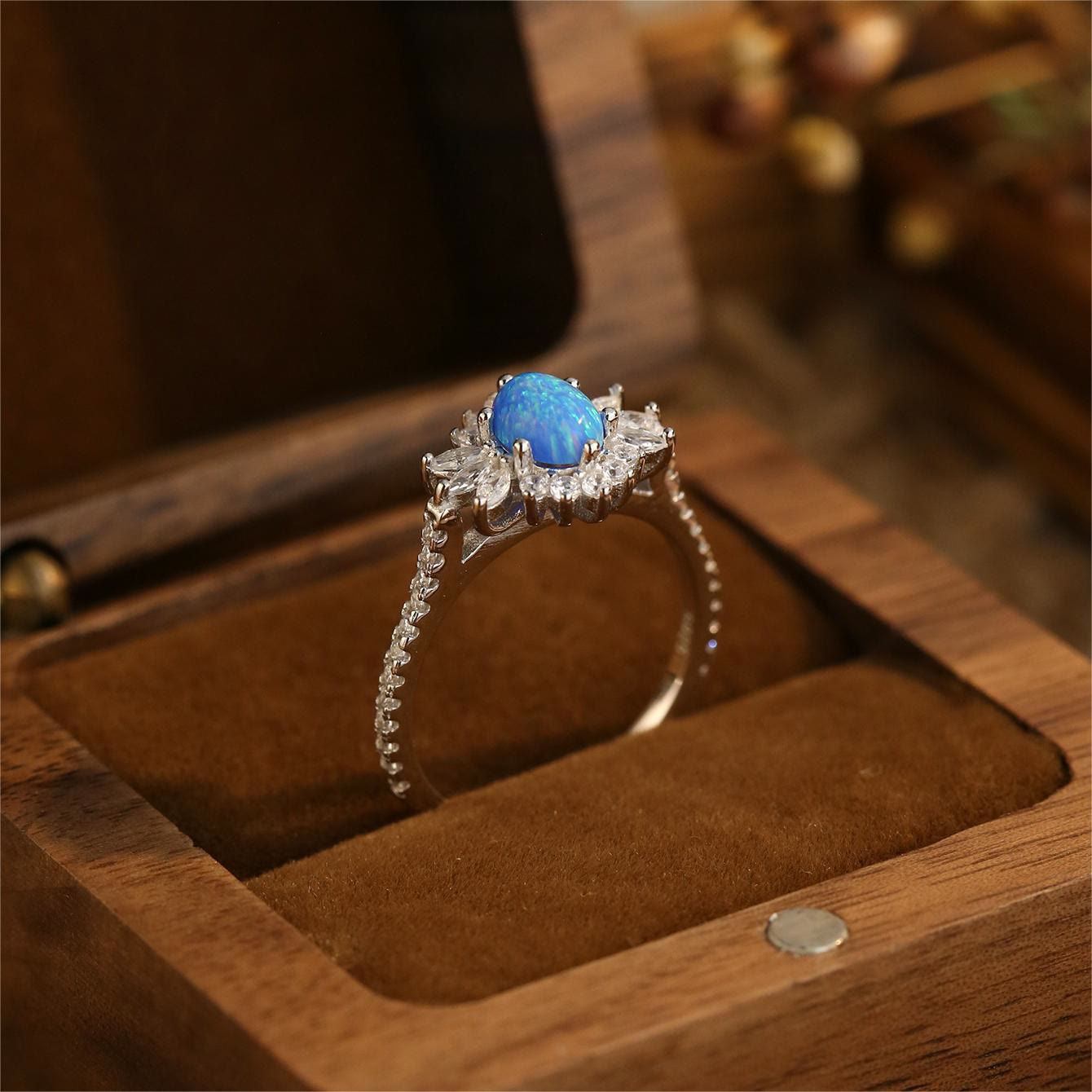 Olivenorma Weiß-Blauer Opal Sonnenblumen-Design 925 Silberring 