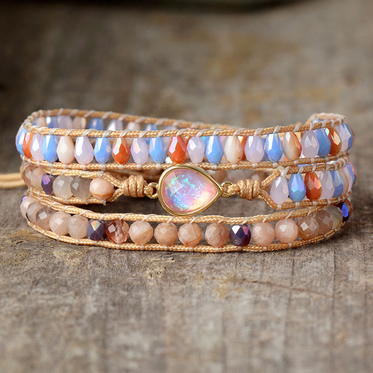 WICKELARMBAND AUS SONNENSTEIN UND OPAL