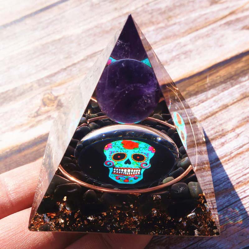 Olivenorma Amethyst Obsidian Schädel Symbol Orgon-Pyramide