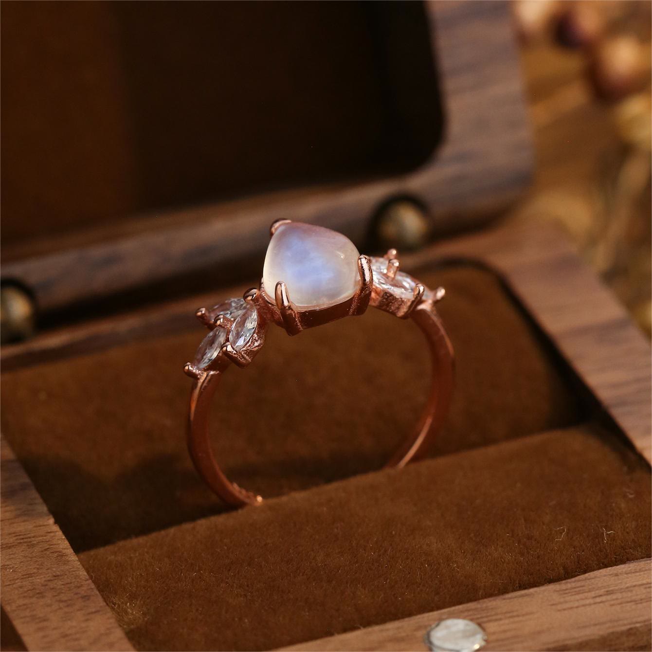 Olivenorma Mondstein Weisser Zirkon Tropfenform Roségold Ring 