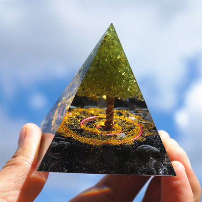 Olivenorma Peridot mit Obsidian Lebensbaum Orgon Pyramide 