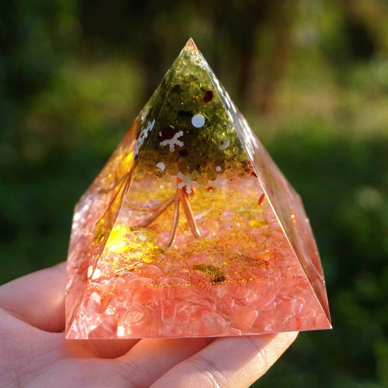 Olivenorma Weihnachts-Pink-Kristall-Peridot Lebensbaum Orgon-Pyramide