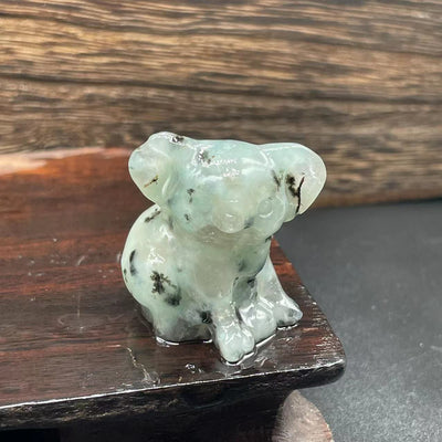 Olivenorma 1,2 Zoll geschnitzte niedliche Koala-Figur Edelsteindekoration