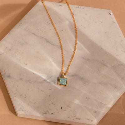 Olivenorma Bunte Opal Liebe Quadratische Anhänger 18k Gold Halskette 