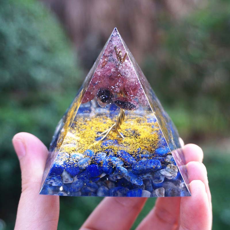 Olivenorma Lapislazuli mit Erdbeerquarz Baum des Lebens Orgonpyramide 