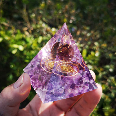 Olivenorma Amethyst Orgone Pyramide